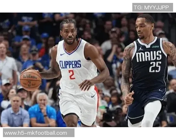 莱昂纳德末节表现低迷全场17投8中贡献20分3篮板2助攻三分球命中率50